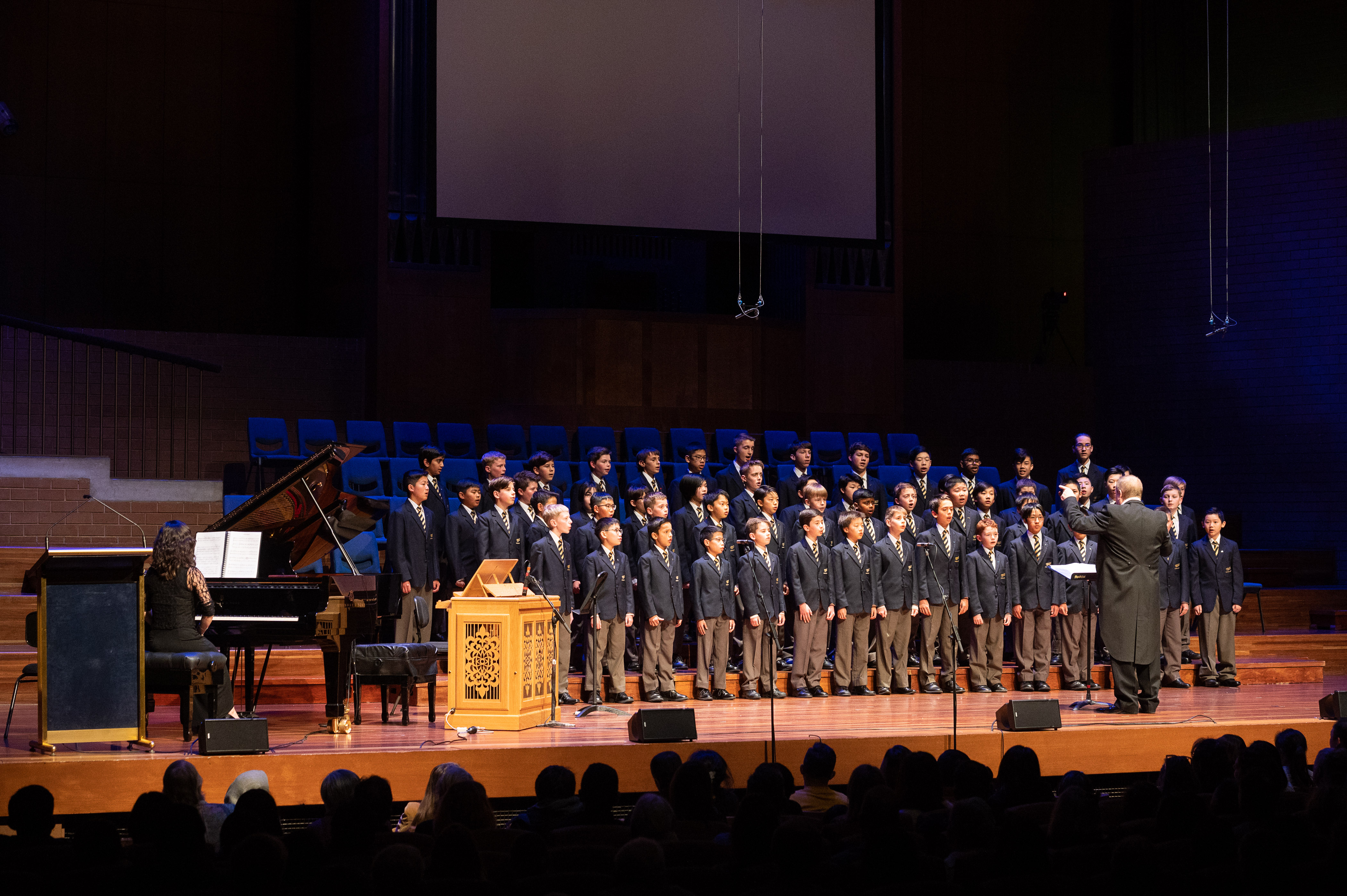 NBCA 23060_0131 Winter Streetwear LONG.jpg